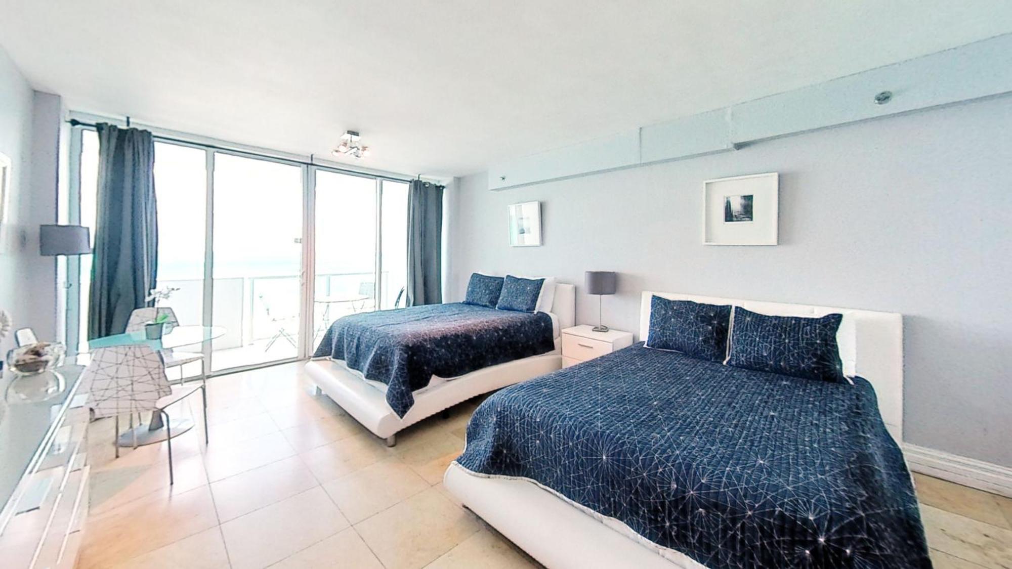 Castle 828 Oceanfront View With Balcony, Pool, Tennis, Beach Access And Free Parking! Miami Beach Cameră foto